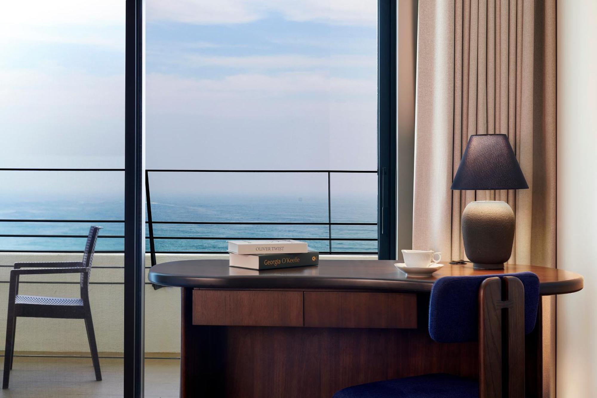 Junior Suite Familiare Doppia con Letti Singoli con Vista Oceano